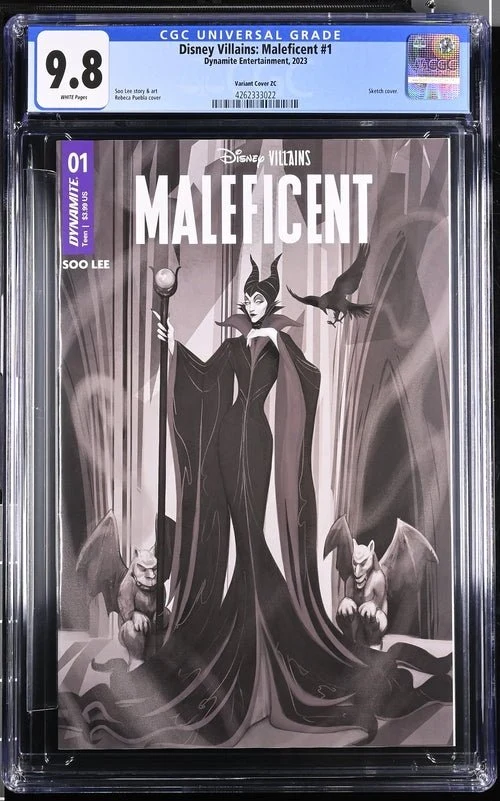 Disney Villains Maleficent #1 1:10 Puebla B&W Variant CGC Universal 9.8 - Image 4