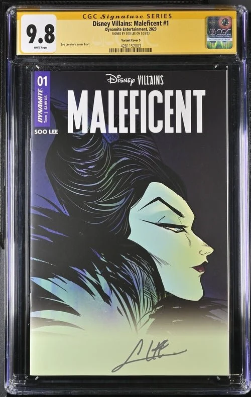 Disney Villains Maleficent #1 Soo Lee Variant 1:250 Cover S CGC Signature Series 9.9 MINT Signed Soo Lee - Image 14