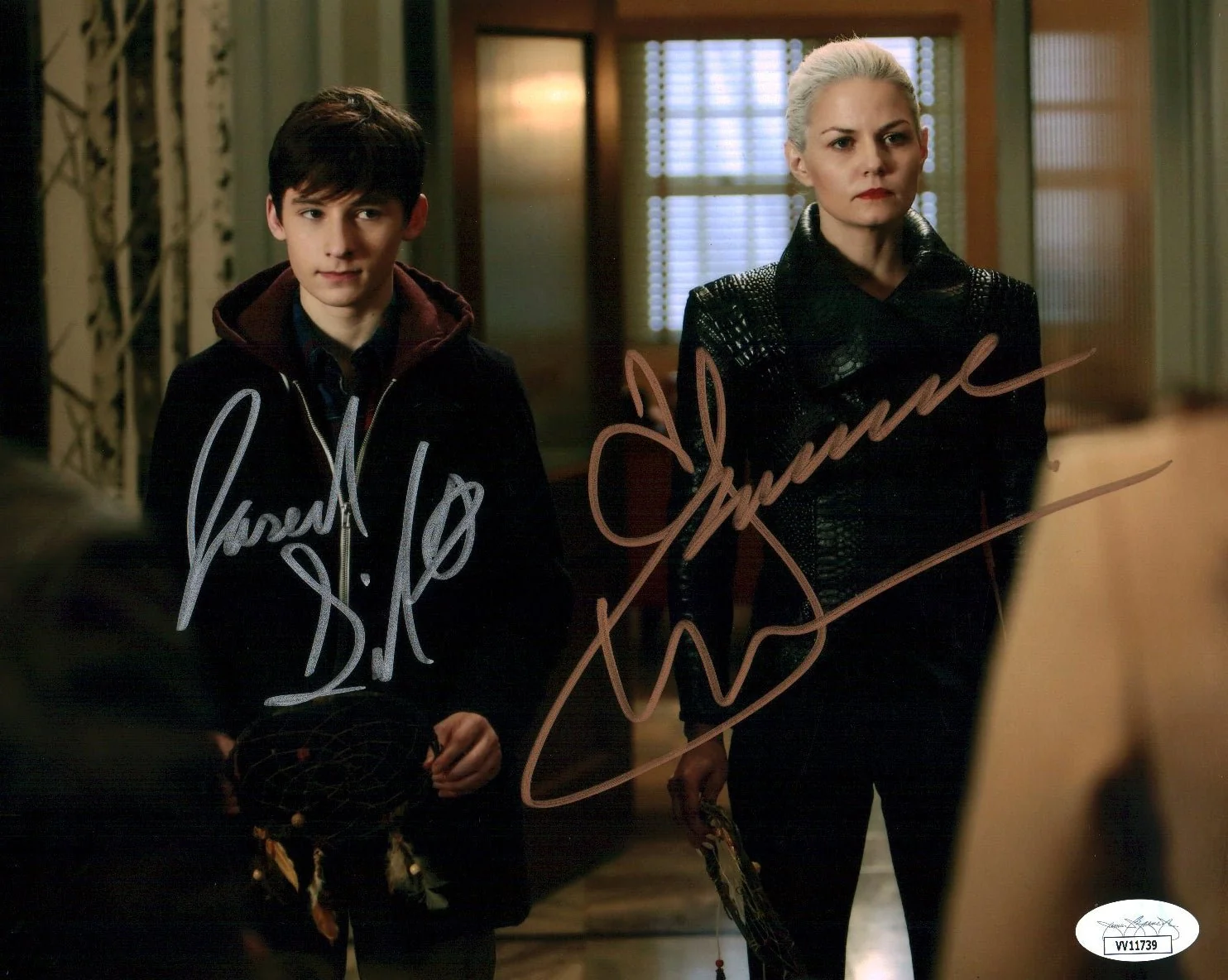 Once Upon A Time 8x10 Signed Photo Gilmore Morrison JSA Certified Autograph